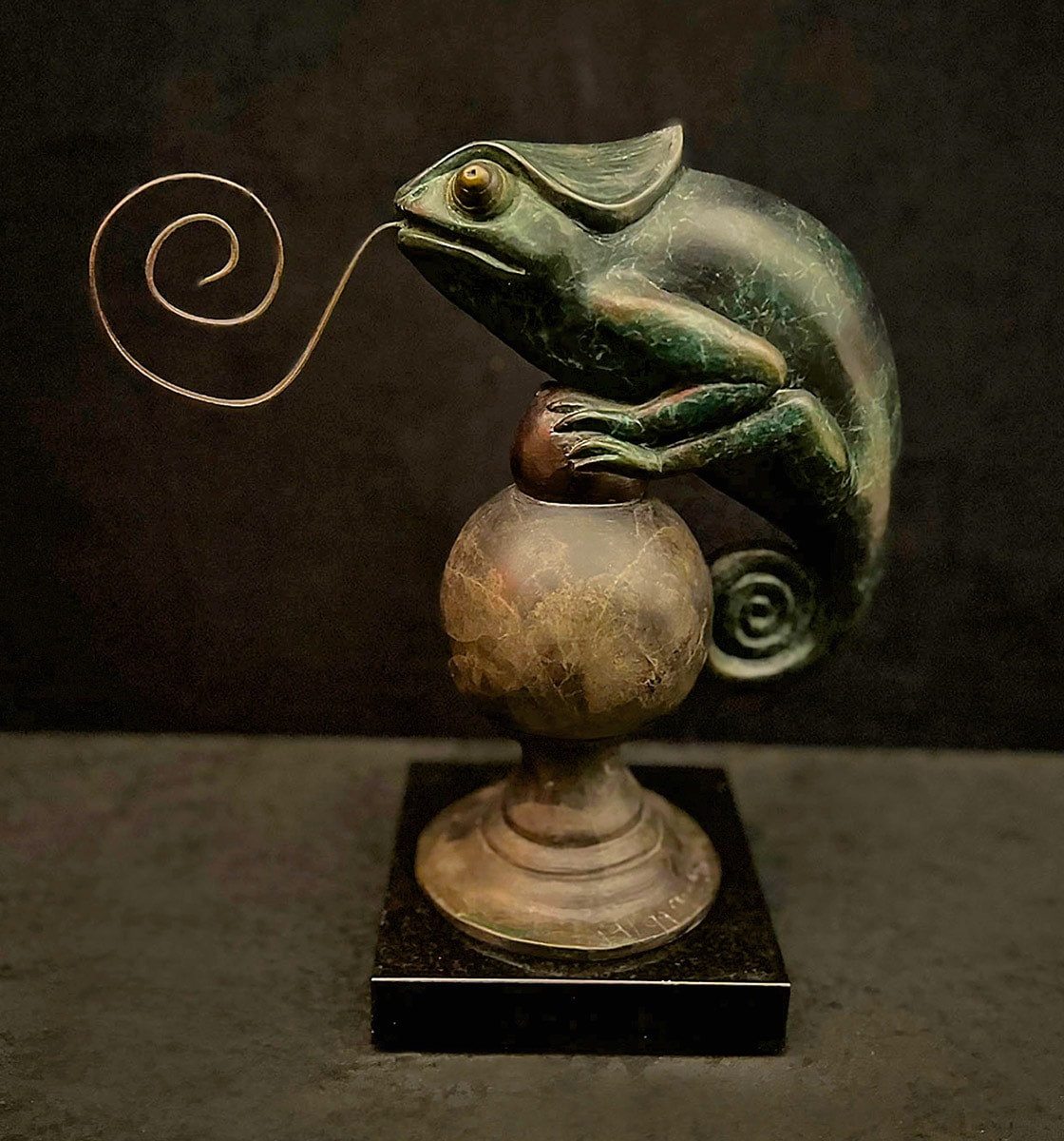 Lizard Bill bronze sculpture by Claudia Cohen